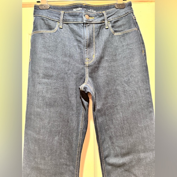 Old Navy High Rise Flare Jeans - Dark Wash - size 6 - Picture 4 of 8